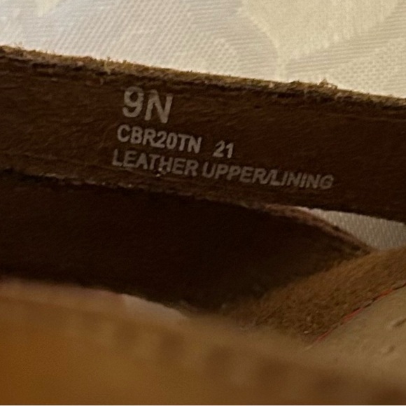 NWOT Cobb Hill By New Balance Brown Leather Flats With Decorative Cutouts, 9N - Picture 12 of 12